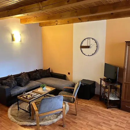Niki House 3*
