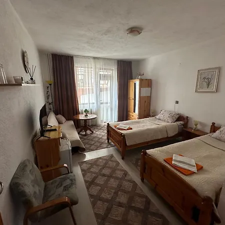 Niki House Πανσιόν *