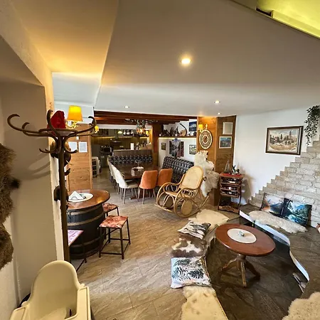 بيت ضيافة Niki House بانسكو